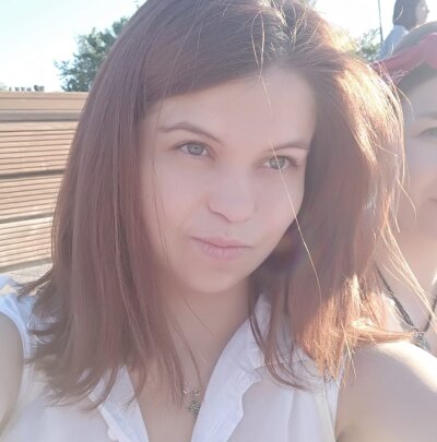 Erin_Brook naked stripping on cam for live sex video chat