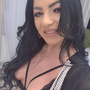 Eva_martineli naked before webcam in live porn chat