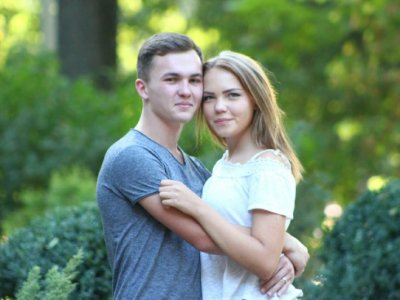 EvaAndAlex2 naked stripping on cam for live sex video chat