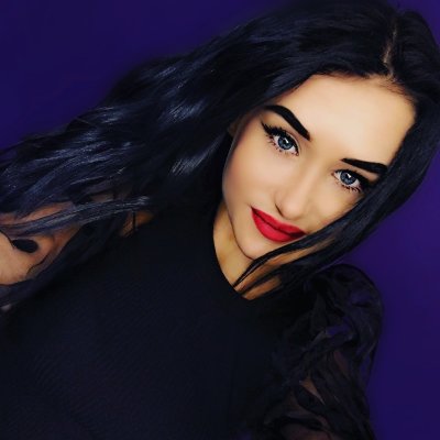 EvvaAngel naked stripping on cam for live sex video chat