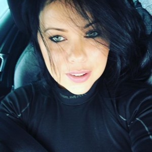 FallonNaughty naked before webcam in live porn chat