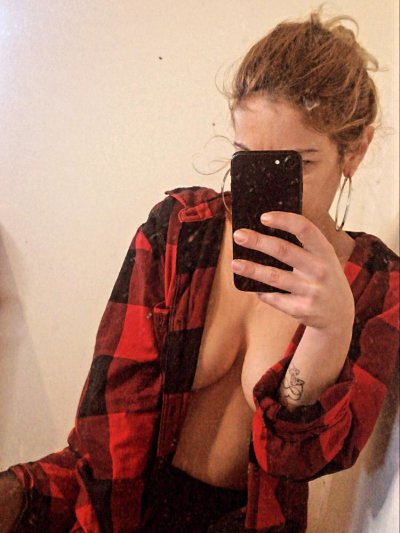 filipassantoss1 naked stripping on cam for live sex video chat