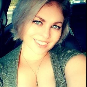 Flirty_Nyx naked before webcam in live porn chat
