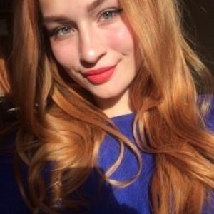 ginger_ginger naked before webcam in live porn chat