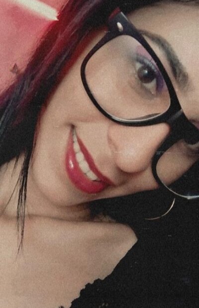girlsex21 naked stripping on cam for live sex video chat