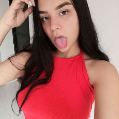 Gunners_ naked stripping on cam for live sex video chat