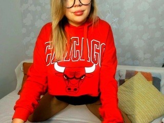 gwenlevy naked Live Sex Chat Room