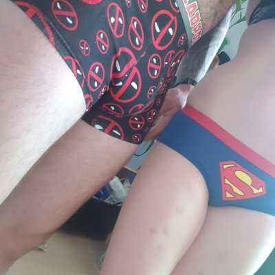 hatecrew1304 naked stripping on cam for live sex video chat
