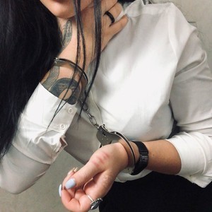 HellAmber naked before webcam in live porn chat
