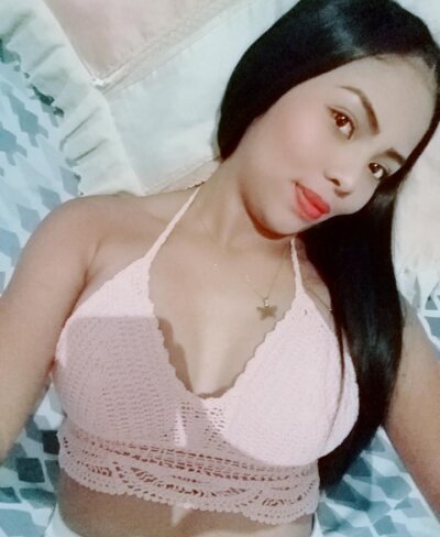 hot_princess18 naked stripping on cam for live sex video chat