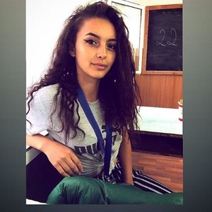 Hotadry18 naked before webcam in live porn chat