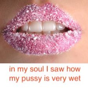 HUGE_Wet_LIPS naked before webcam in live porn chat