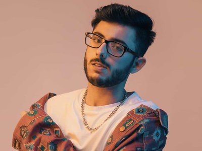 Iamsomeone23 naked stripping on cam for live sex video chat