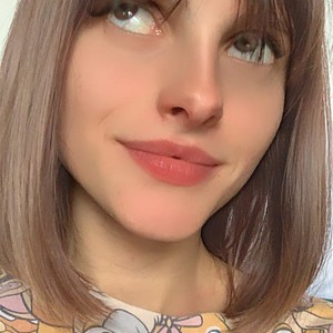 ICassandraI naked before webcam in live porn chat