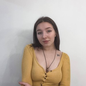 ImNancy naked before webcam in live porn chat