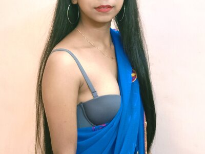 INDIAN_AVA_AMELIAA naked stripping on cam for live sex video chat