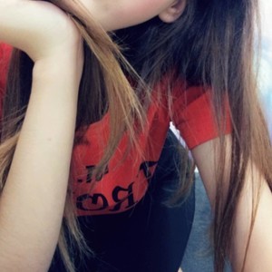 Innoceent__ naked before webcam in live porn chat