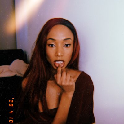 IslandBae naked stripping on cam for live sex video chat
