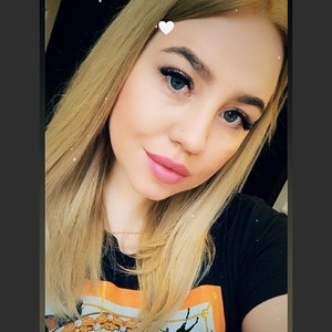 J_Eva6 naked before webcam in live porn chat