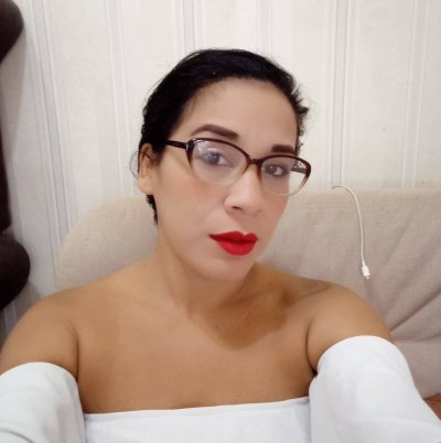 Johanna_lotus naked stripping on cam for live sex video chat