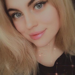 Jolly_Doll naked before webcam in live porn chat