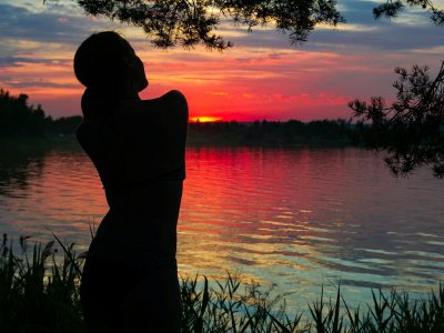 Juicy___Peach naked stripping on cam for live sex video chat