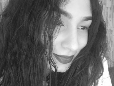 karolinariveroxxx naked stripping on cam for live sex video chat