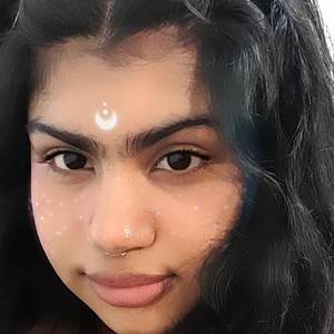 Katara_ naked before webcam in live porn chat