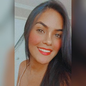 KAYLIN_18 naked before webcam in live porn chat