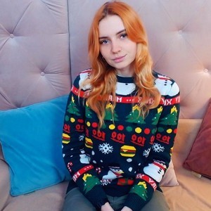 KellyPotter naked before webcam in live porn chat