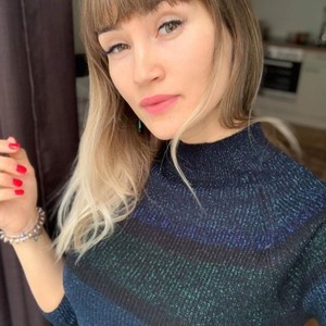 KissofDawn__ naked before webcam in live porn chat