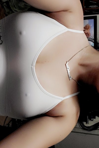 KitkatSage naked stripping on cam for live sex video chat