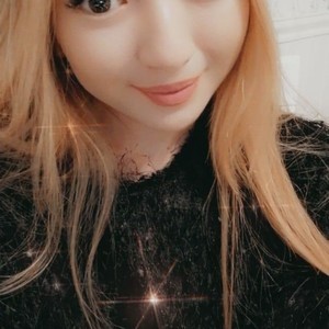 KleO8_ naked before webcam in live porn chat