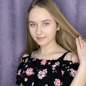 LettaFleur naked before webcam in live porn chat