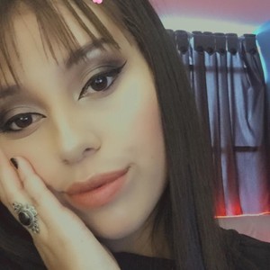 Liasweet_ls naked before webcam in live porn chat