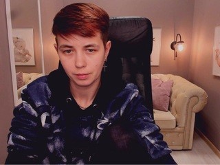 Lisa, ? naked Live Sex Chat Room