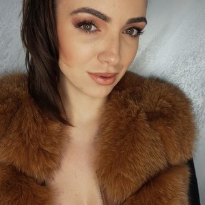 loranna naked before webcam in live porn chat