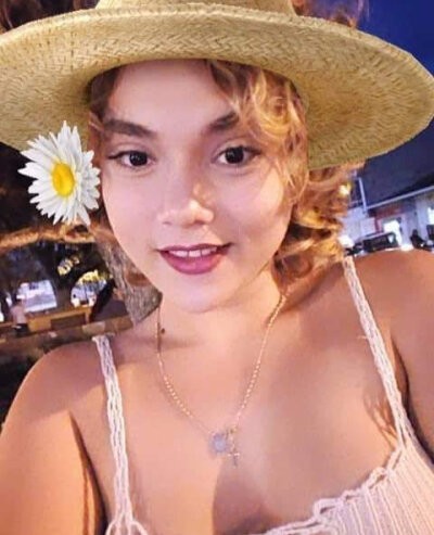 luciana20_ naked stripping on cam for live sex video chat