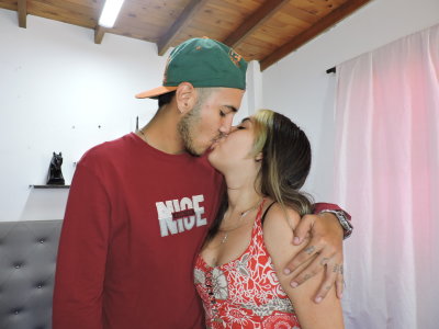 luis_and_luisahot naked stripping on cam for live sex video chat