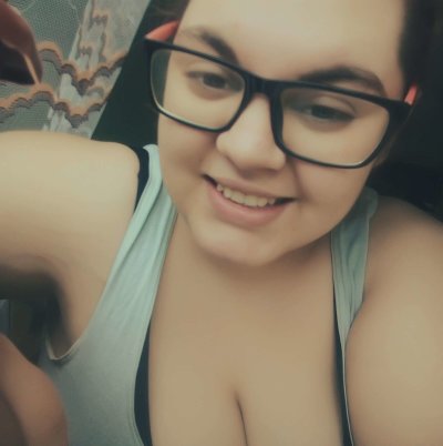 LuissaSun naked stripping on cam for live sex video chat