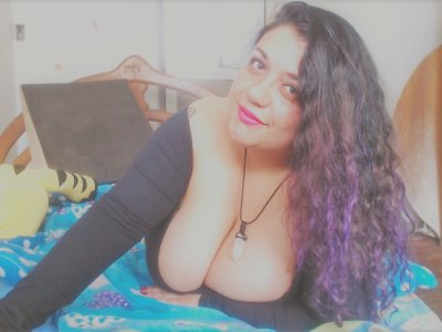 luren_b naked stripping on cam for live sex video chat