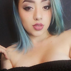 MaiiAngel naked before webcam in live porn chat