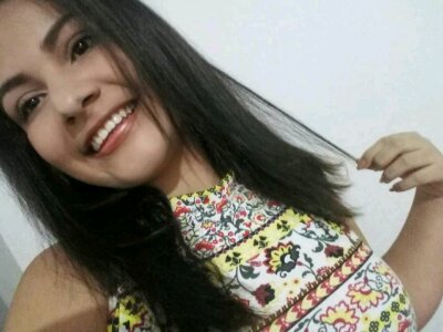 malu_white_ naked stripping on cam for live sex video chat