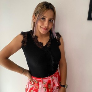 Marce_slave4 naked before webcam in live porn chat
