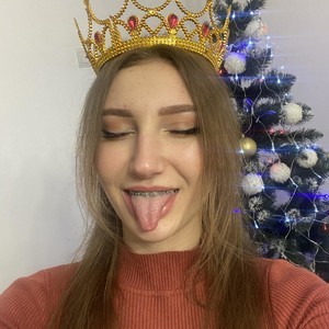 Margarita_18 naked before webcam in live porn chat