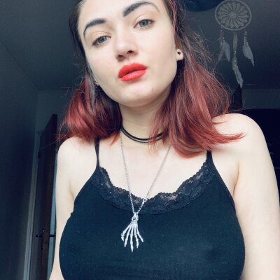 maryjanexo42 naked stripping on cam for live sex video chat