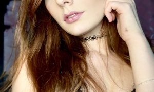 Maya_Roze naked before webcam in live porn chat