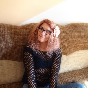 MelissaDiaz naked before webcam in live porn chat