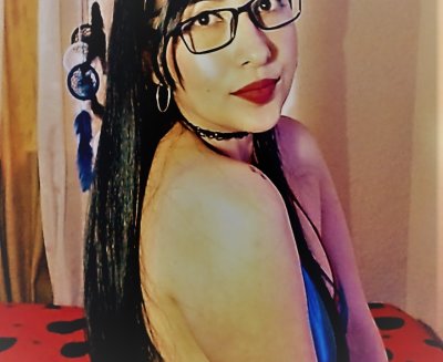 melodi69 naked stripping on cam for live sex video chat