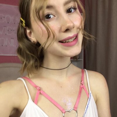 MiaxRyan naked stripping on cam for live sex video chat